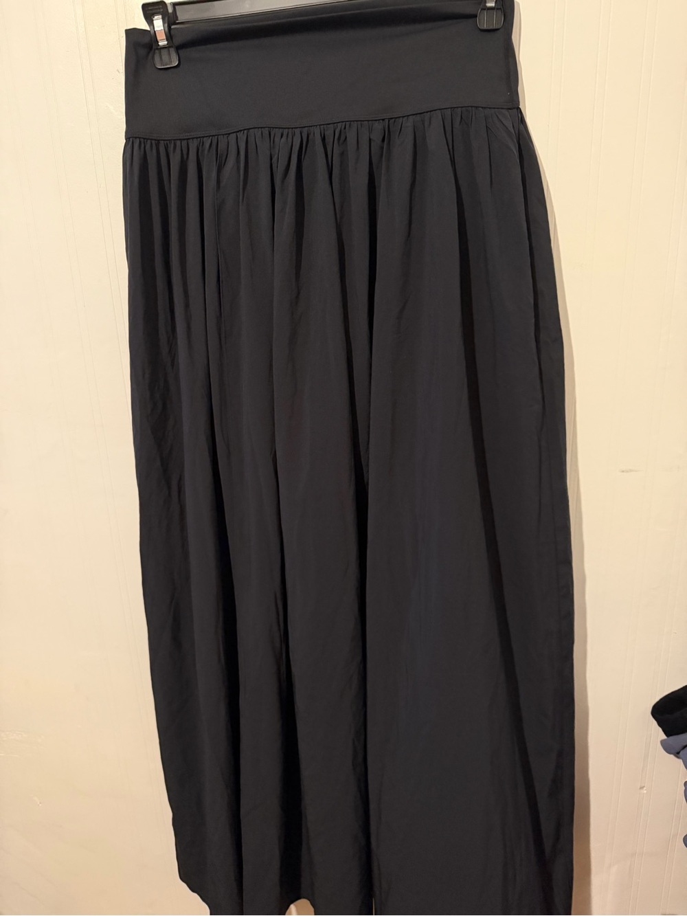 Halara Black Maxi Skirt - Women high slit L